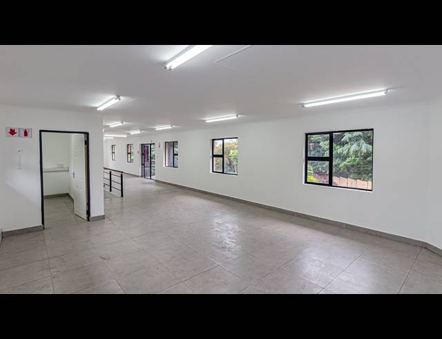 887M² OFFICE FOR SALE IN FERNDALE